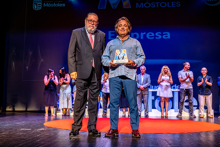 Master Battery, winner of the City of Móstoles 2025 Award in the Business category for its commitment to sustainability and the local economy