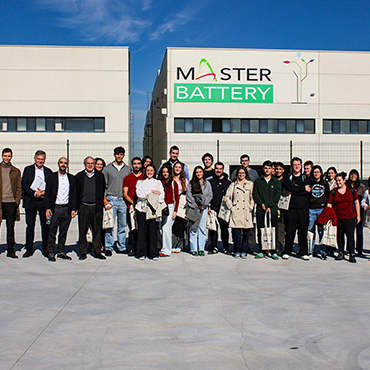 The UPM Master's Degree in Energy Engineering visits Master Battery and the Ciudadenergía Campus
